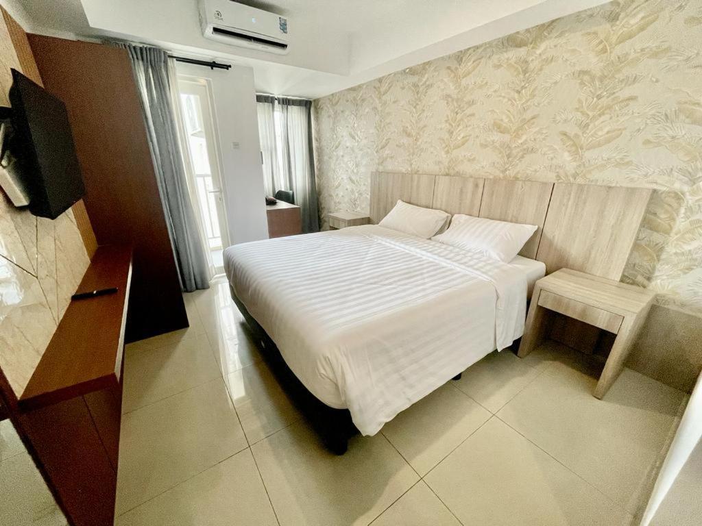 Nemuru Hotel Ciputat Pondokcabe Hilir Exterior foto