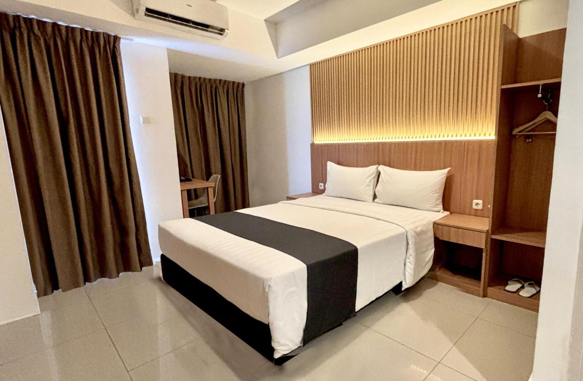 Nemuru Hotel Ciputat Pondokcabe Hilir Exterior foto